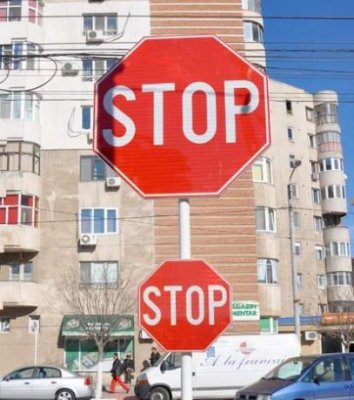 Carambol pe Corbului: o persoană a fost rănită